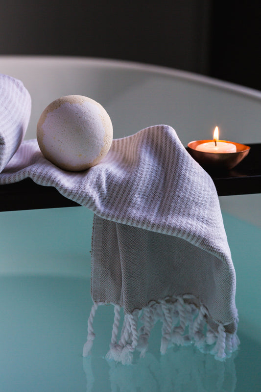 gentle, natural ways to soothe rosacea flare-ups